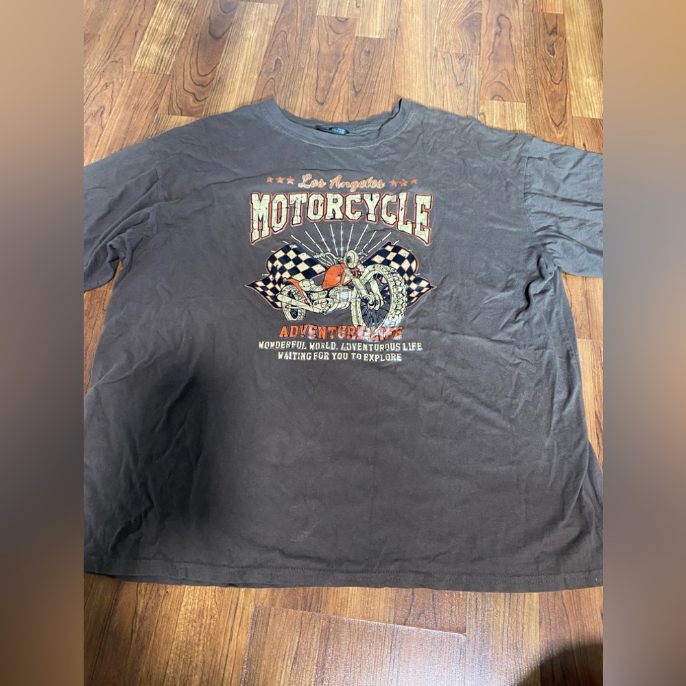 graphic t shirt